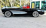 1957 Corvette Thumbnail 10