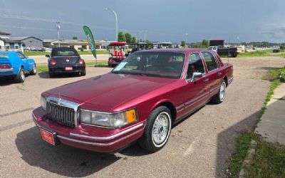 Photo of a 1993 Lincoln Town Car Executive 4DR Sedan for sale