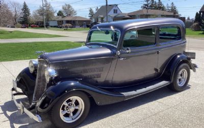 Photo of a 1933 Ford Tudor Sedan for sale