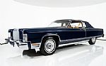 1977 Continental Town Coupe Thumbnail 4