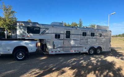 Photo of a 2001 4 Star Livestock Trailer for sale