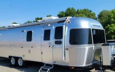 Photo of a 2020 Airstream Classic 30RBT Travel Trailer for sale
