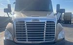 2016 Cascadia Thumbnail 5