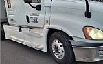 2017 Cascadia 125 Thumbnail 1
