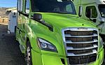 2020 CASCADIA 126 Thumbnail 1