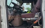 2013 Cascadia Thumbnail 10