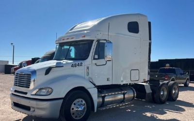 Photo of a 2008 Freightliner Columbia 120 Sleeper Trucks for sale