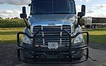 2018 Cascadia 113 Sleeper Semi Tractor Thumbnail 1