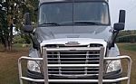 2018 Cascadia 113 Sleeper Semi Tractor Thumbnail 3