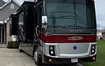 2019 Navigator Thumbnail 4