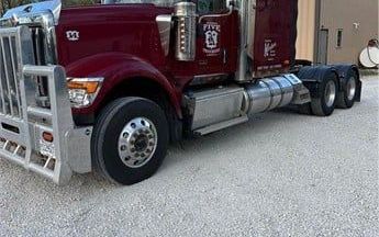 Photo of a 2019 International HX Sleeper Trucks for sale