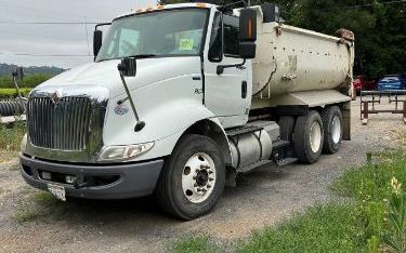 Photo of a 2012 International 8600 for sale