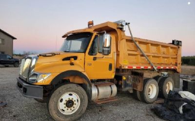 Photo of a 2003 International 7400 Dump Truck for sale