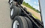 2015 T880 Thumbnail 5