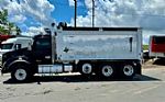 2015 T880 Thumbnail 18