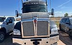 2022 T880 Sleeper Semi Truck Thumbnail 2