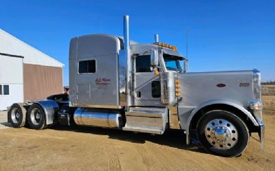 Photo of a 2020 Peterbilt 389 Truck Tractor for sale