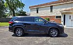 2017 Highlander XLE AWD Thumbnail 3