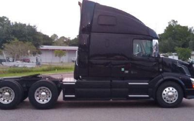 Photo of a 2013 Volvo Sleeper Truck Sleeper Trucks for sale
