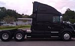 2013 Sleeper Truck Thumbnail 6