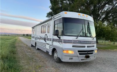 Photo of a 1998 Winnebago Chieftain Class A for sale