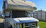2022 Ford F350 Thumbnail 2