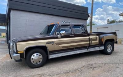 Photo of a 1987 Chevrolet 3500 Crew Pickup for sale