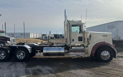 Photo of a 2021 Kenworth W900 Day Cab Trucks for sale