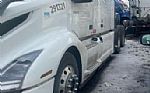 2021 VNL64T760 Thumbnail 4