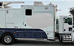 2015 T370 Truck with Box & Generator Thumbnail 1