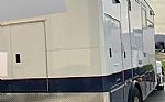 2015 T370 Truck with Box & Generator Thumbnail 6