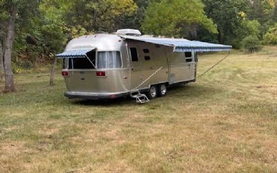 Photo of a 2012 Airstream Classic for sale