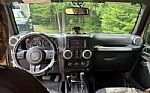 2015 Wrangler Unlimited Sahara Thumbnail 17