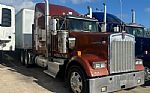 2017 W900 Thumbnail 1
