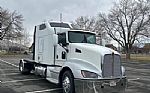 2013 T660 Thumbnail 2