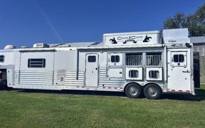 Photo of a 2005 4-STAR 4 Horse Reverse-Load Trailer for sale