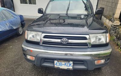 Photo of a 2000 Toyota 4runner 4WD for sale
