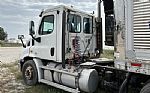 2013 Cascadia 113 Thumbnail 6