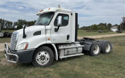 Photo of a 2012 Freightliner Cascadia 113 Day Cab Semi Truck for sale
