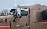 2015 T660 Thumbnail 8