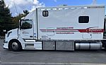 2016 VNL64T300 Thumbnail 2