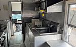 2000 Express Food Truck Thumbnail 7