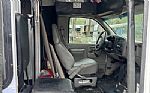 2000 Express Food Truck Thumbnail 8