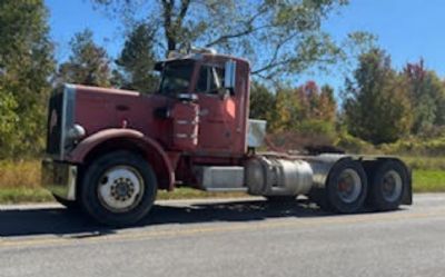 Photo of a 1985 Peterbilt 359 for sale
