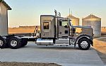 2026 W900L Thumbnail 2