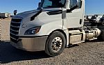 2020 Cascadia 126 Thumbnail 6