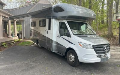 Photo of a 2020 Winnebago View 24J for sale