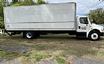 2020 M2 106 26ft Box Truck W/ Liftgate Thumbnail 1
