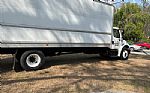 2020 M2 106 26ft Box Truck W/ Liftgate Thumbnail 4
