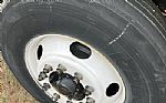 2020 M2 106 26ft Box Truck W/ Liftgate Thumbnail 18